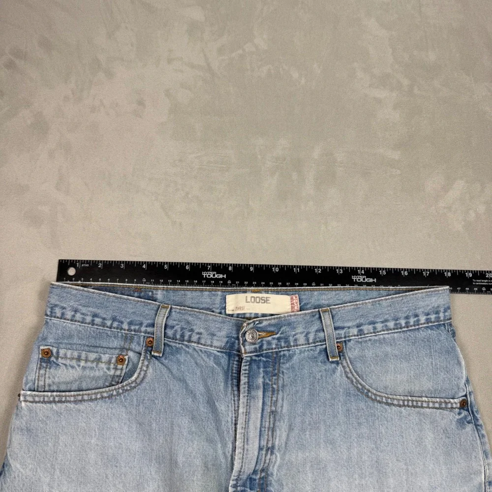 Levis these levi